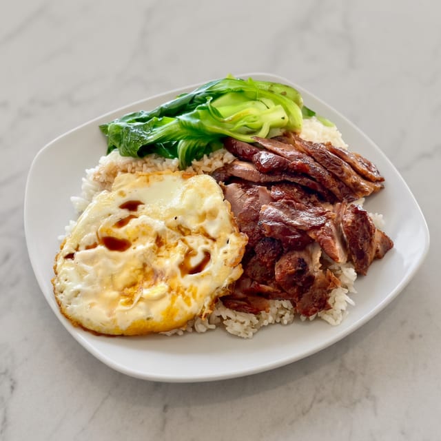 Hong Kong Roast Pork over Rice 港式叉烧肉饭.