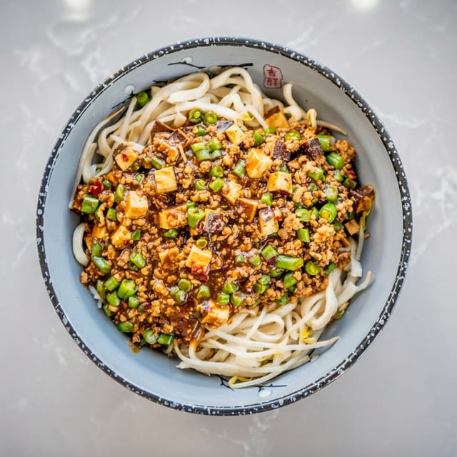 Ja Jiang Mein 炸酱面.